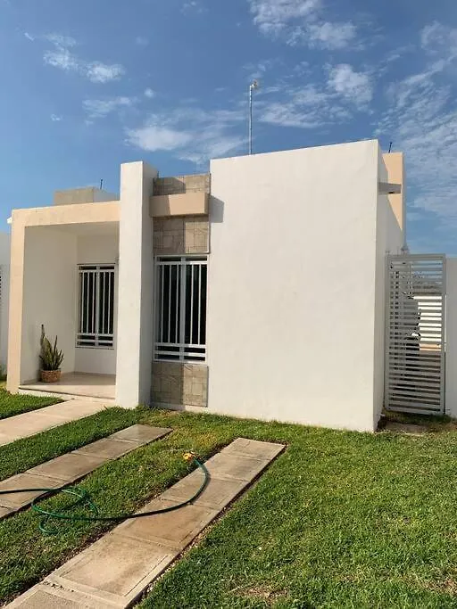 Casa De Descanso Y Aventuras En Zona Privada Merida 0*,  Mexico